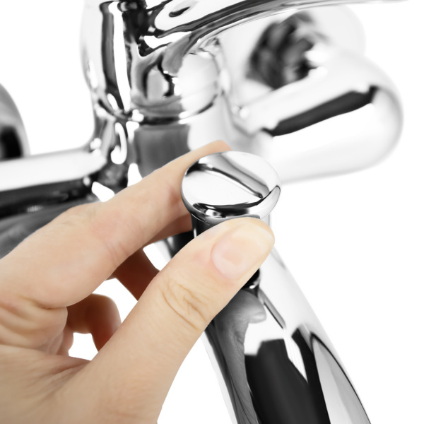 Смеситель IDDIS OLDIE OLDSB00i02 для ванны и душа  Смеситель IDDIS OLDIE OLDSB00i02 для ванны и душа